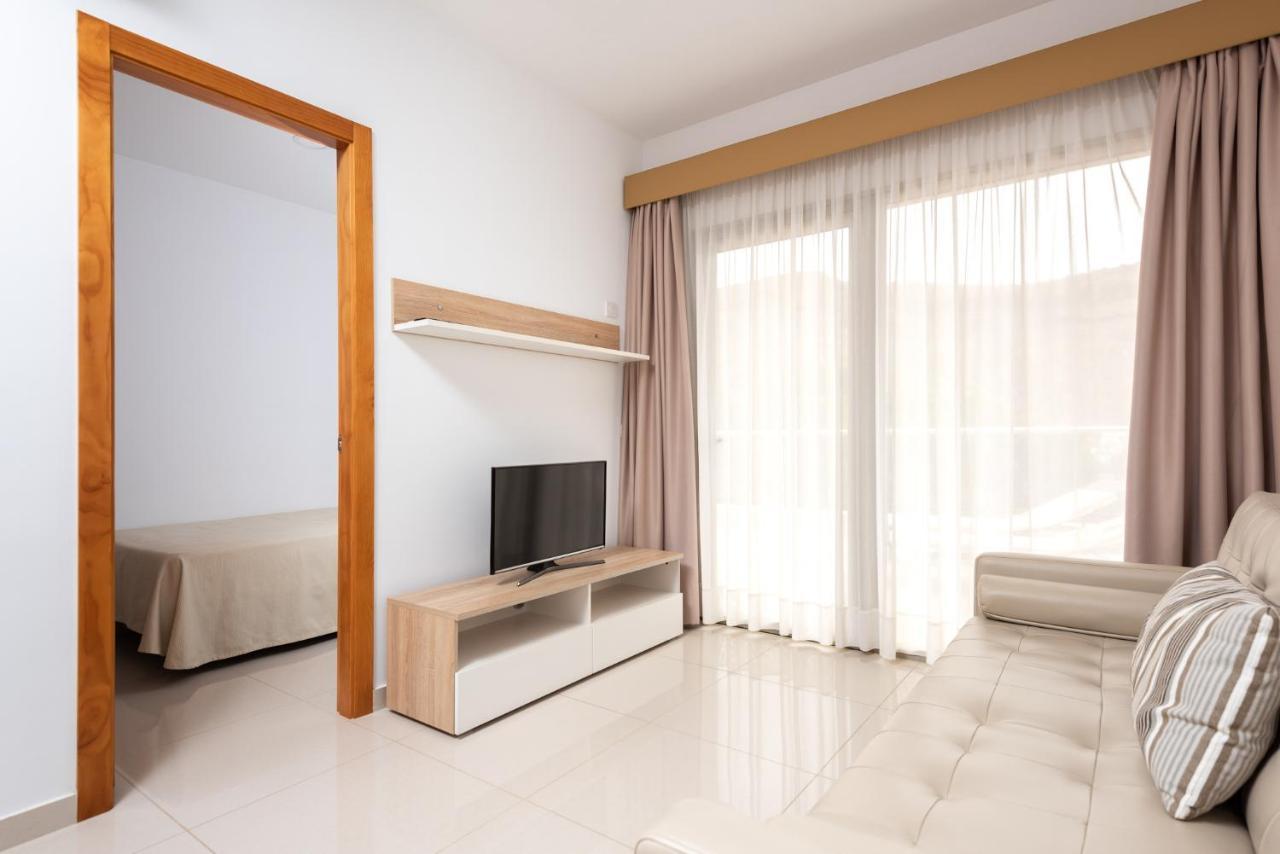 Apartamentos Las Palmeras Puerto De Mogan Exteriör bild